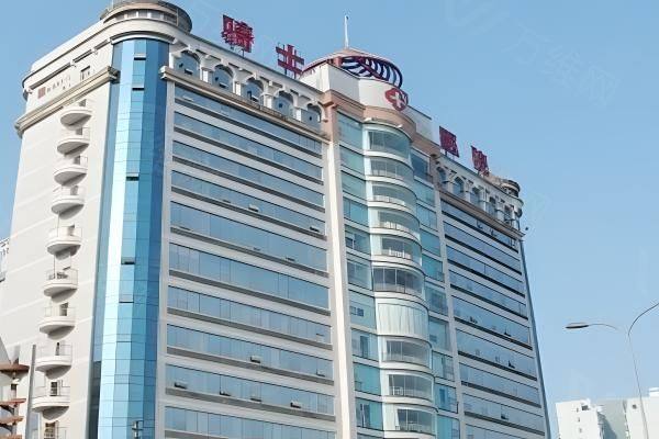重庆骑士医院疤痕修复科怎么样www.zgszw.com